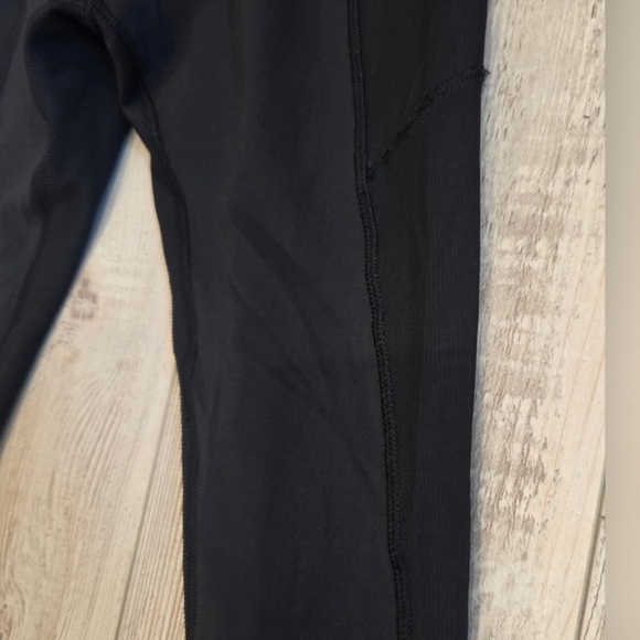 lululemon athletica Black High-Rise Leggings with Side Pockets - Picture 7 of 9